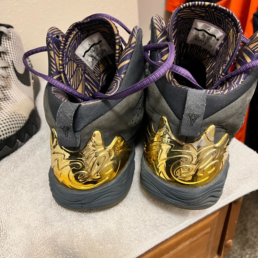 Carmelo Anthony BHM Jordans